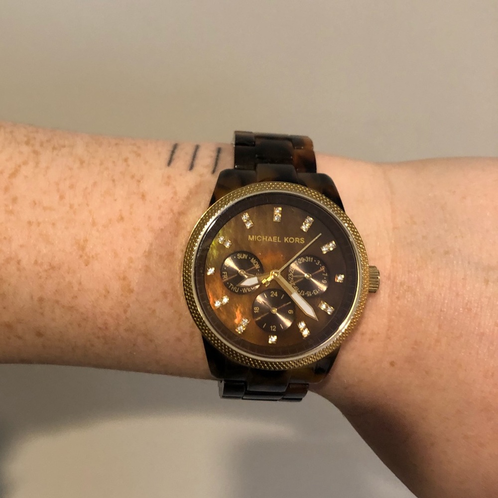 Michael Kors Tortoise Shell & Crystal Inlay Watch - Picture 2 of 7